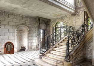 old-building-escape-game